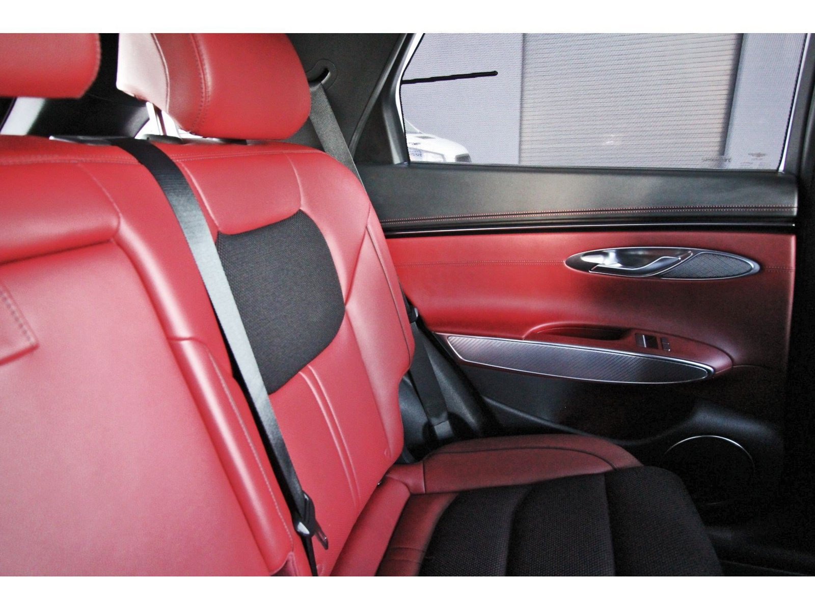 Used 2023 Genesis GV70 2.5T w/ Sport Prestige Package AWD/4WD image 14