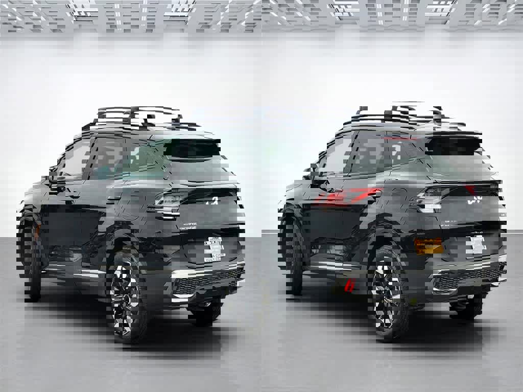 Used 2023 Kia Sportage X-Line w/ X-Line Premium Package image 4