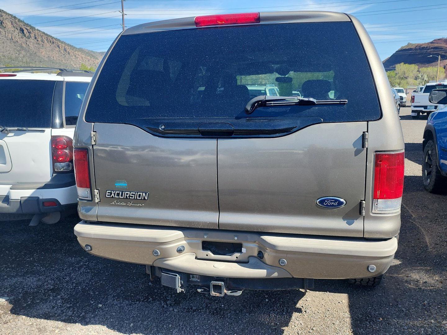 Used 2004 Ford Excursion Eddie Bauer AWD/4WD image 3