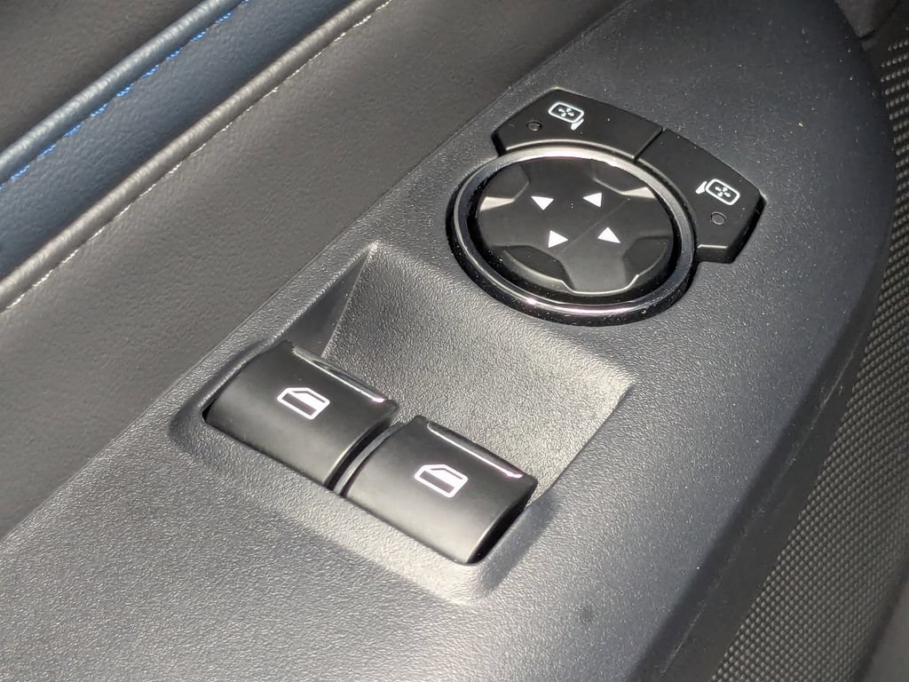 Used 2025 Ford Mustang GT Premium RWD image 31
