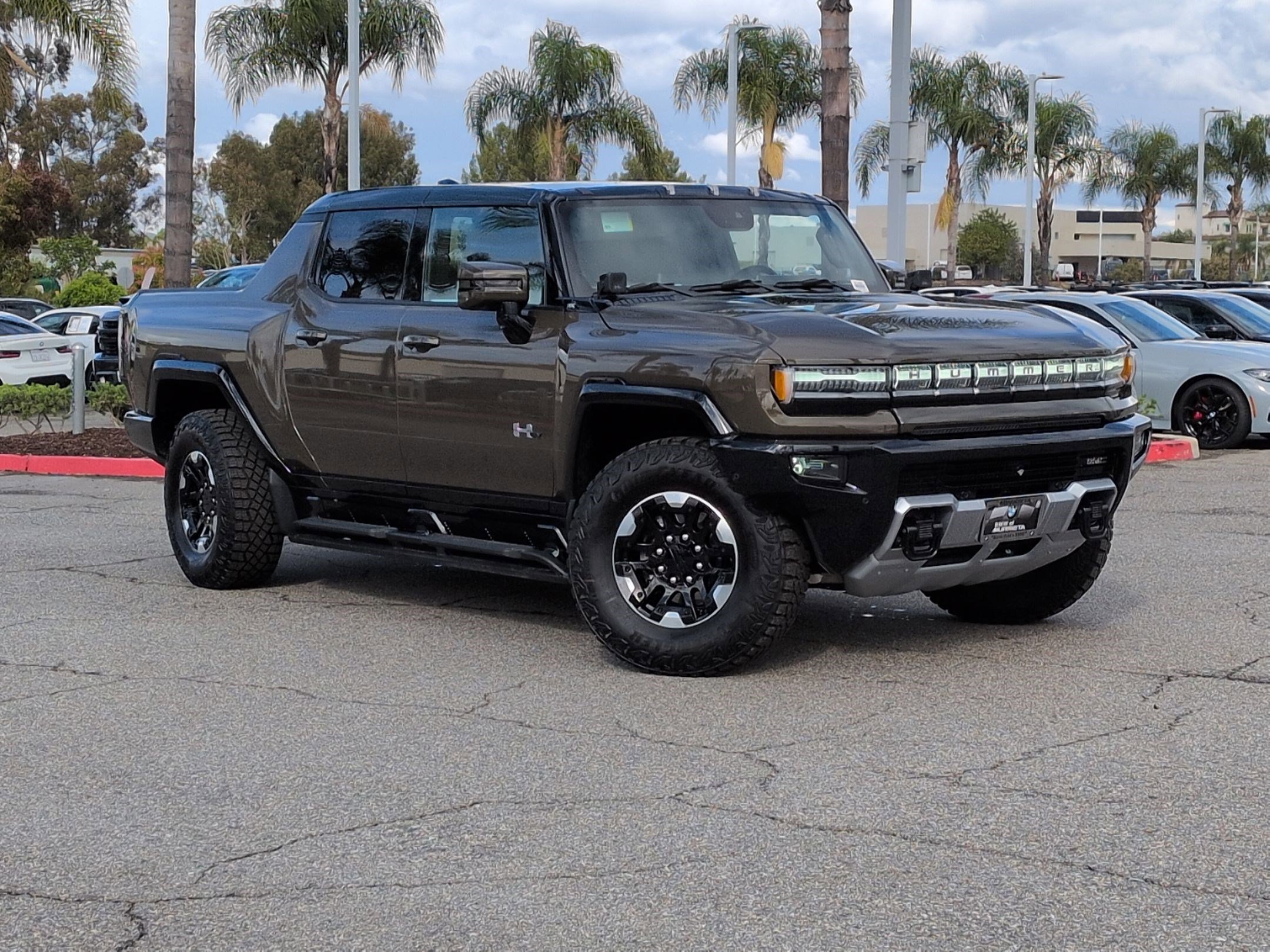 Used 2024 GMC Hummer EV 3X w/ Extreme Off-Road Package image 2