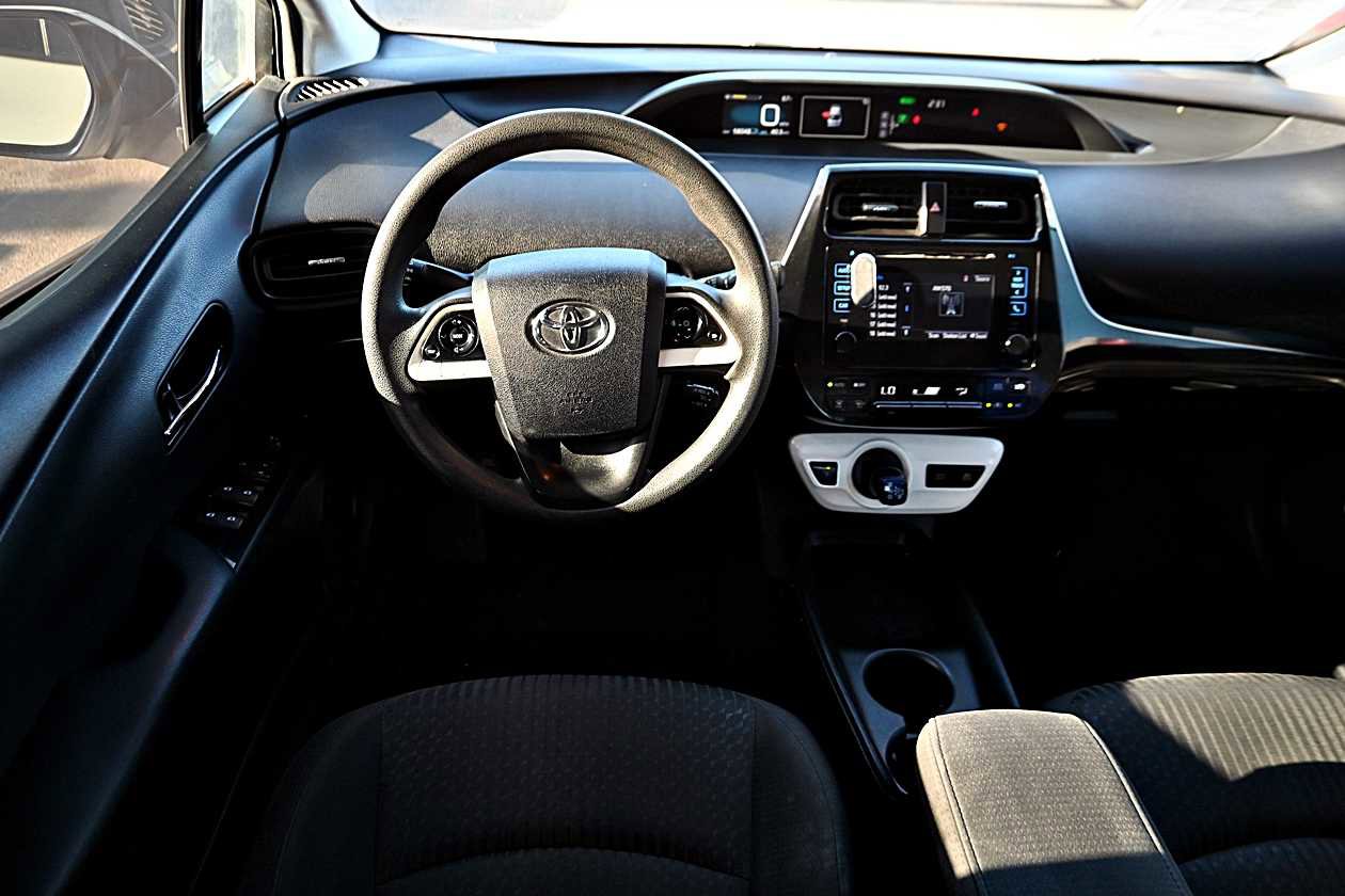 Used 2016 Toyota Prius Two FWD image 10