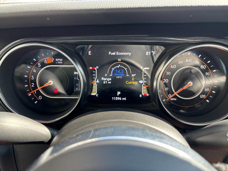 Used 2023 Jeep Wrangler Unlimited Sahara AWD/4WD image 23