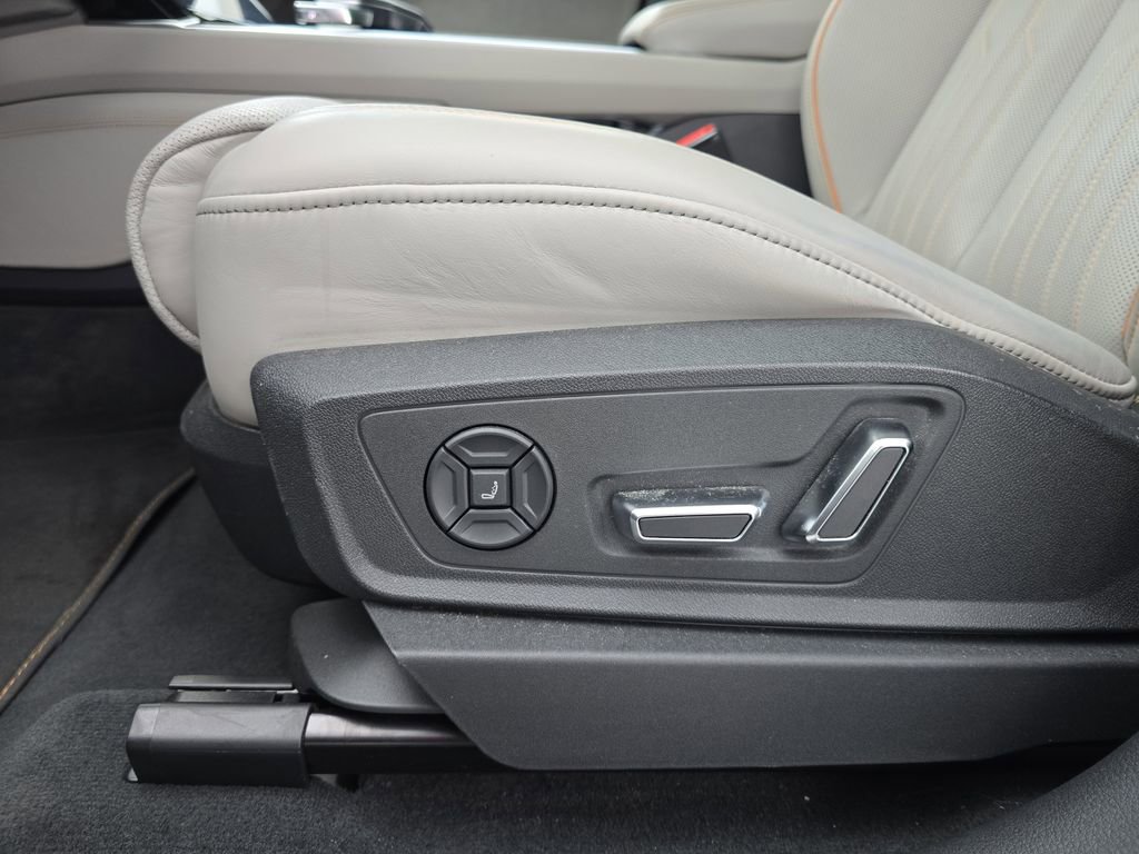 Used 2023 Audi e-tron Chronos w/ Chronos Package image 58