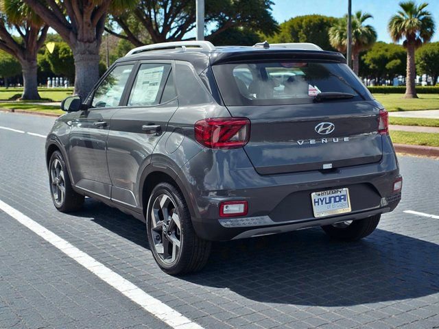 New 2026 Hyundai Venue SEL FWD image 7