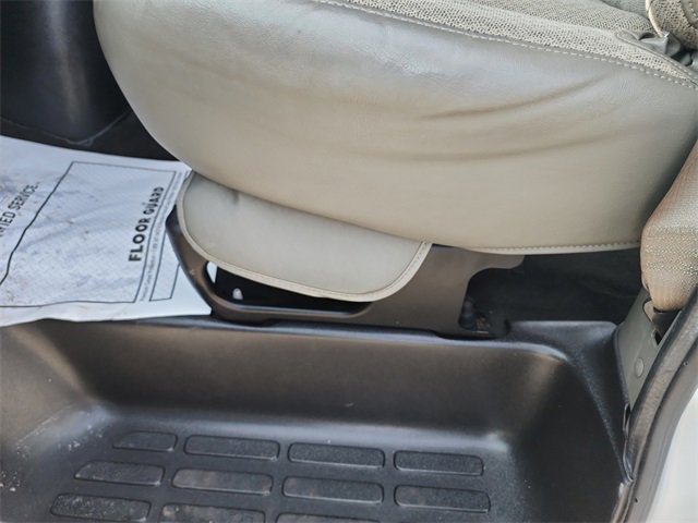 Used 2020 Chevrolet Express 3500 LT w/ LT Preferred Equipment Group image 15