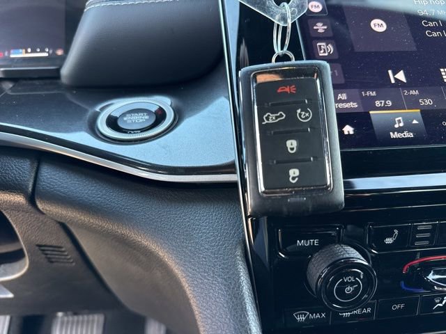 Certified 2022 Jeep Grand Cherokee Altitude image 40