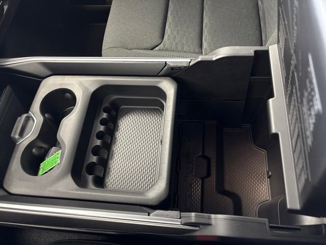New 2026 RAM 1500 Express AWD/4WD image 38