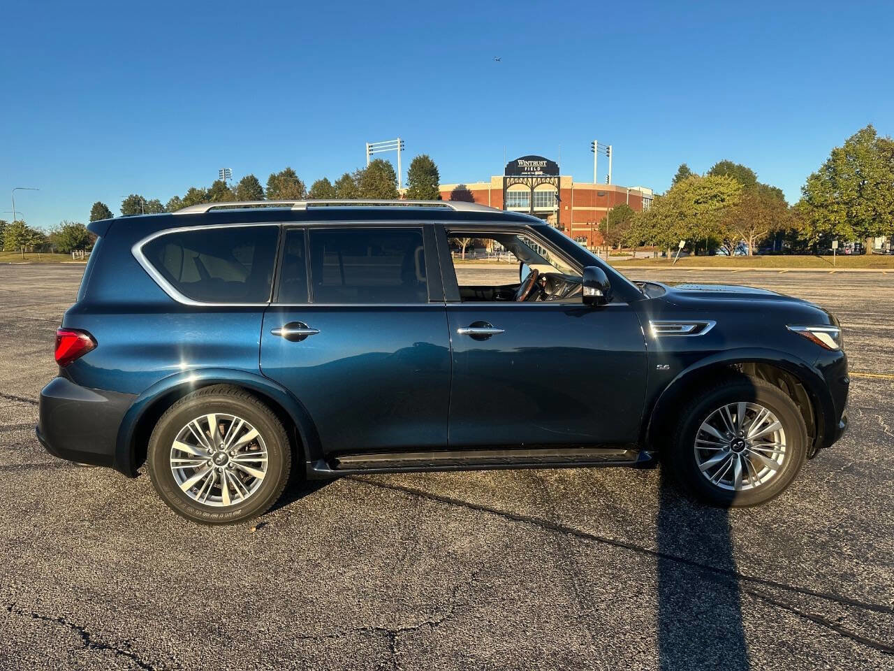 Used 2018 INFINITI QX80 4WD w/ Driver Assistance Package image 15