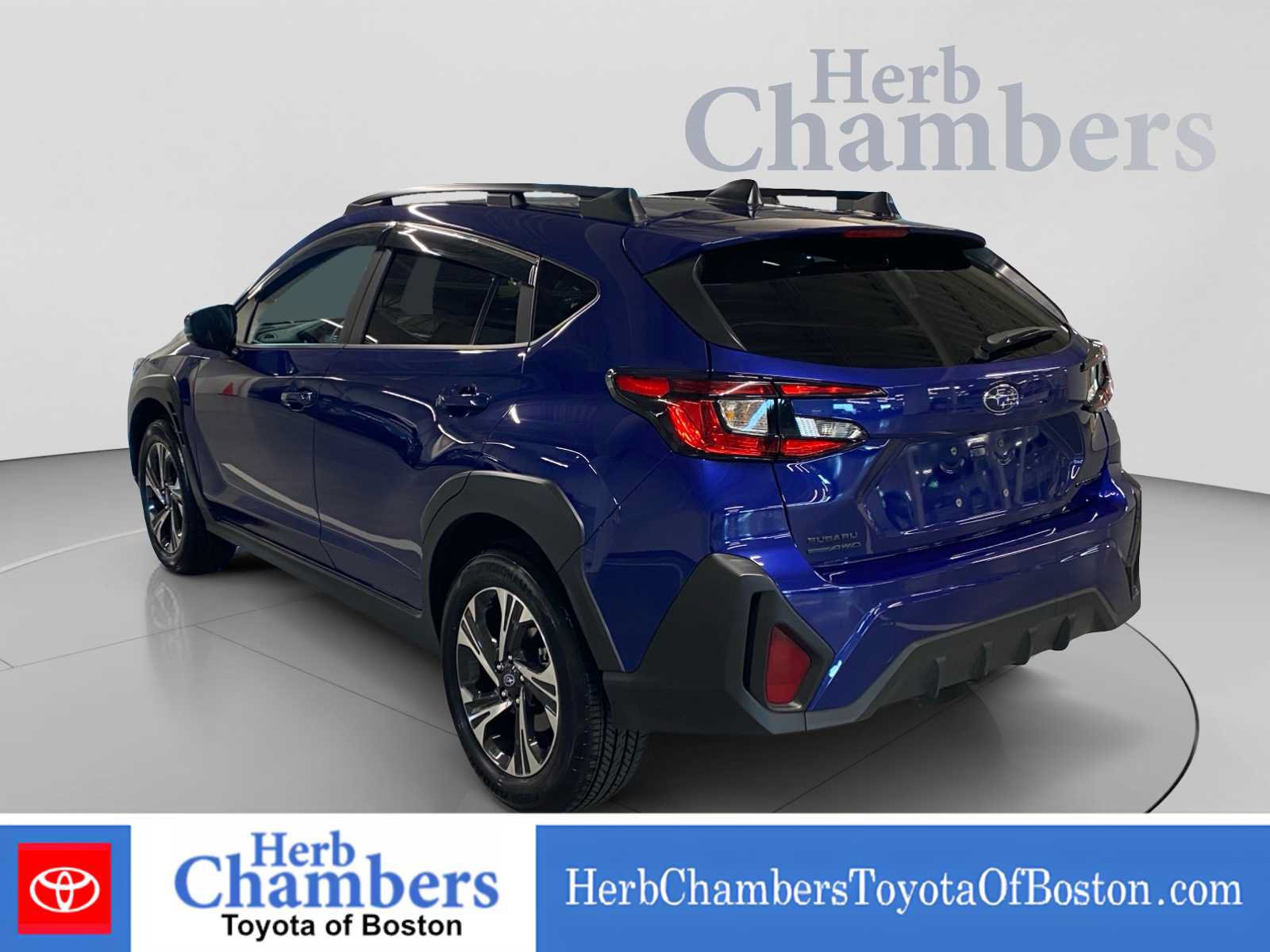 Used 2026 Subaru Crosstrek 2.5i Premium AWD/4WD image 3