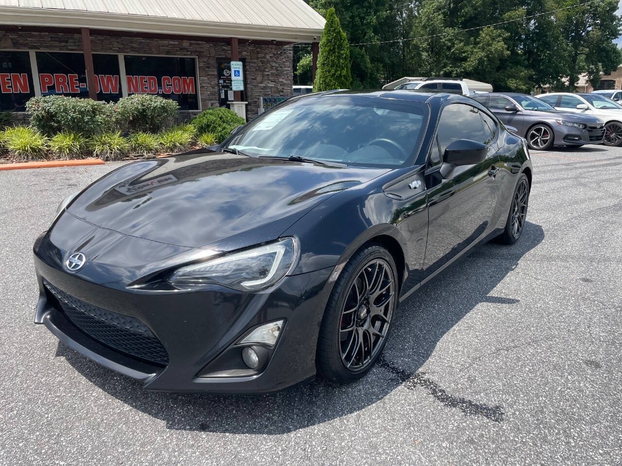 Used 2016 Scion FR-S RWD image 4
