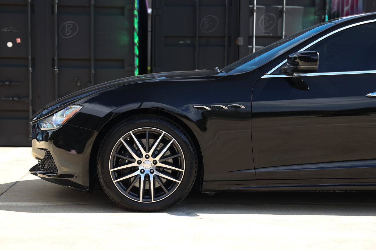Used 2014 Maserati Ghibli S Q4 AWD/4WD image 25