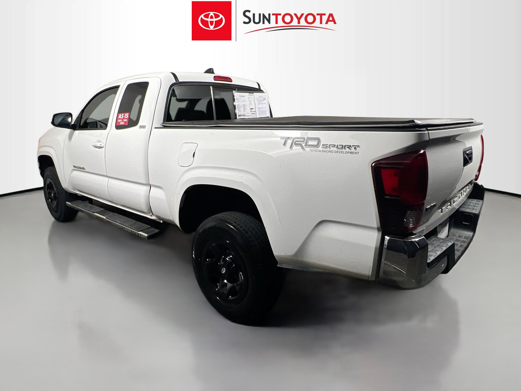 Used 2020 Toyota Tacoma SR5 RWD image 6