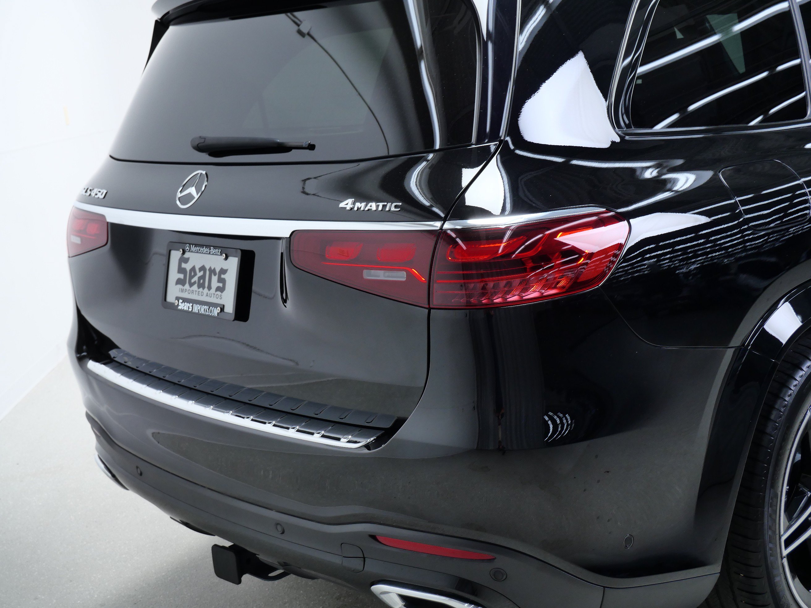 Used 2025 Mercedes-Benz GLS 450 4MATIC image 5