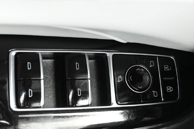Used 2024 Cadillac Lyriq Sport AWD/4WD image 26