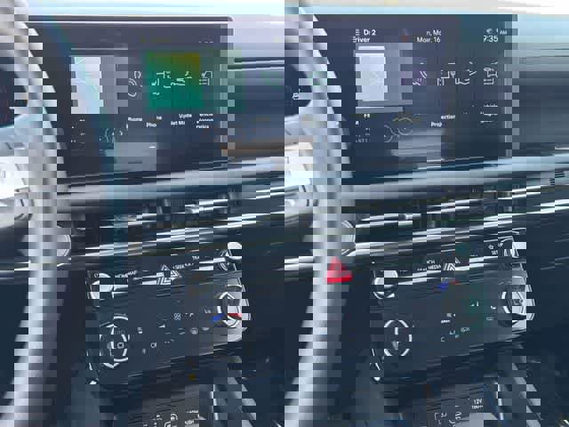 Certified 2025 Hyundai Tucson SEL image 20