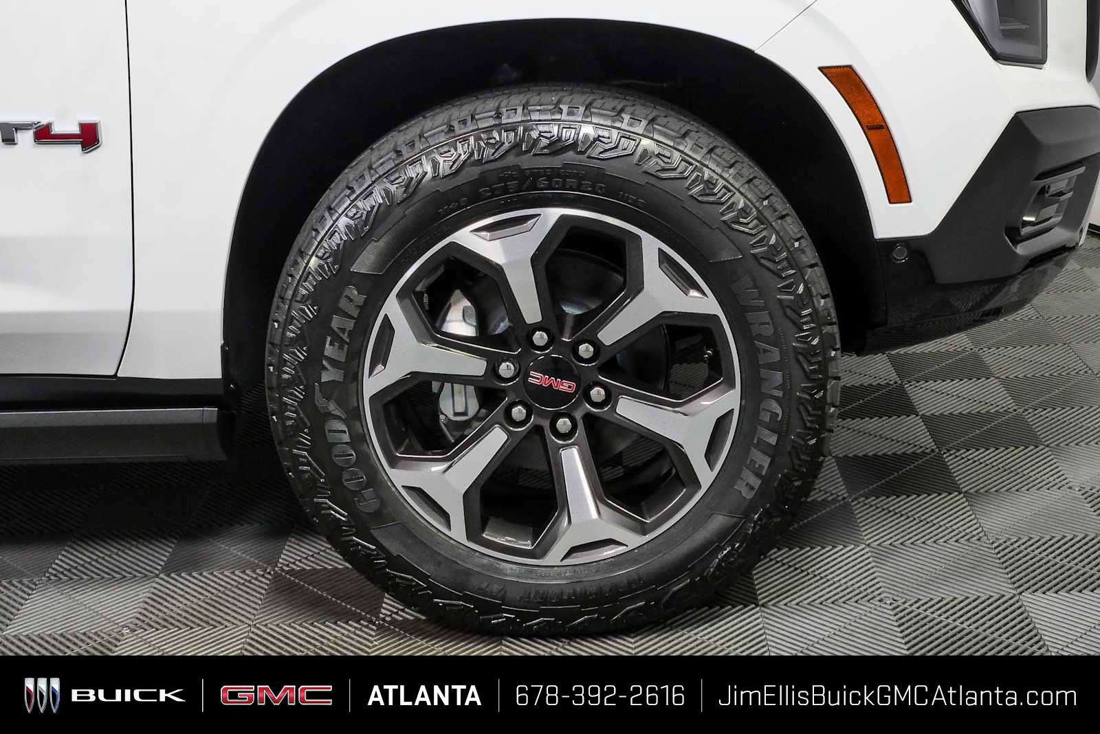 New 2026 GMC Yukon XL AT4 Ultimate AWD/4WD image 42