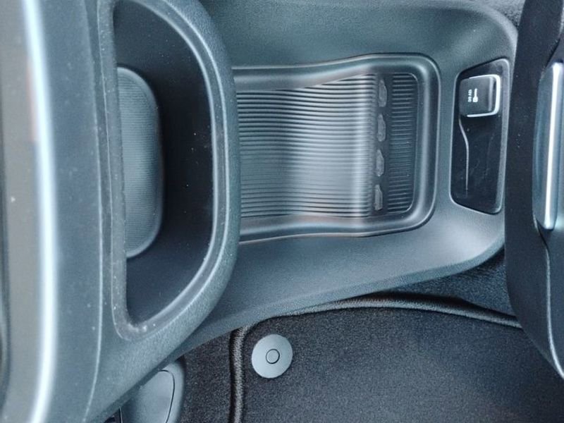 New 2026 Chrysler Pacifica Select image 25