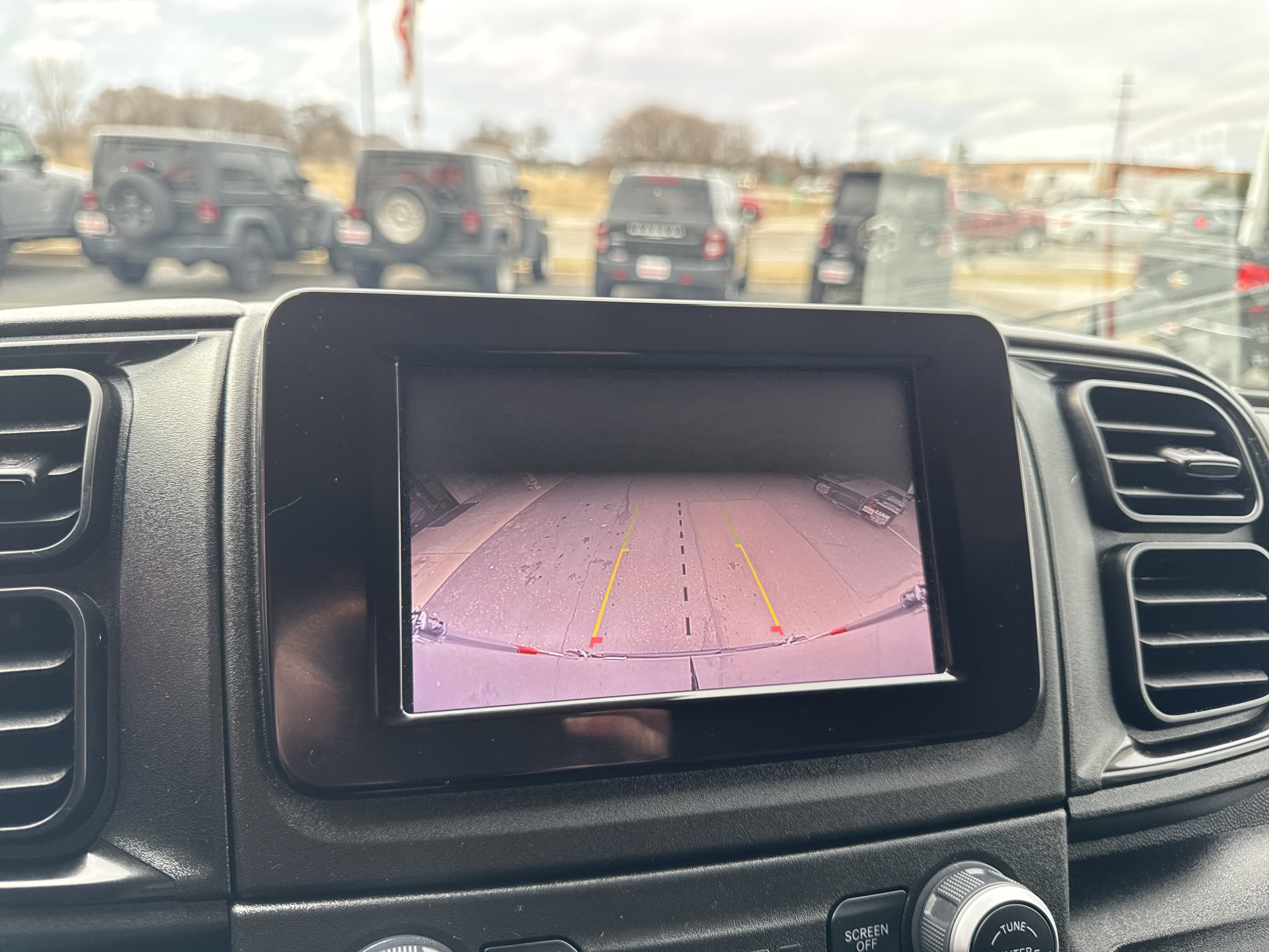 Used 2025 RAM ProMaster 2500 w/ Power Group image 21