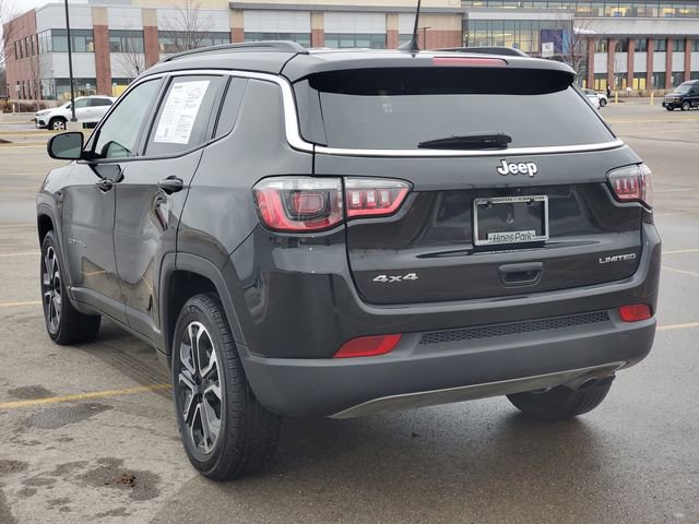 Used 2022 Jeep Compass Limited image 3