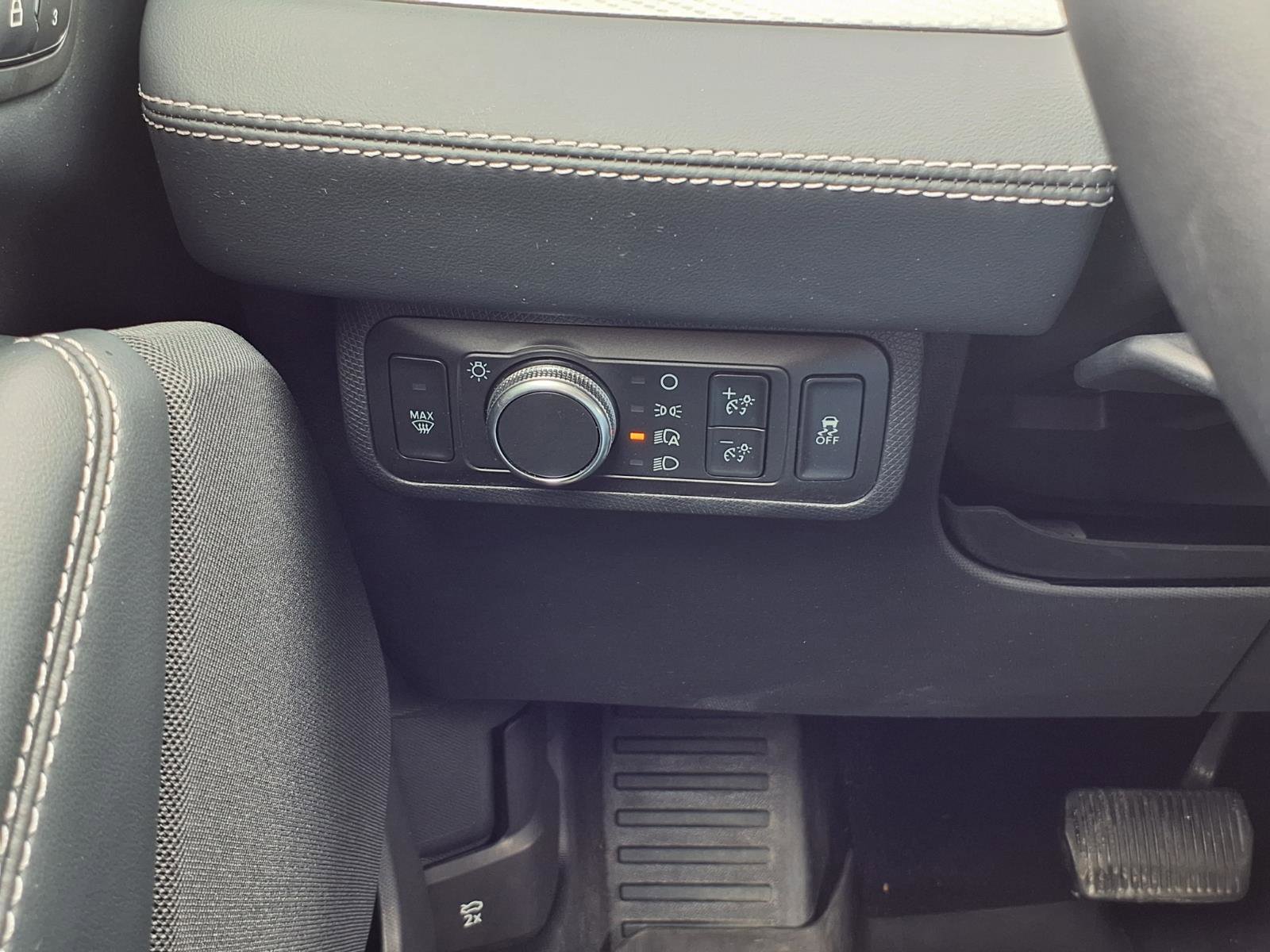 Used 2021 Ford Mustang Mach-E Select w/ Comfort/Appearance Package image 17