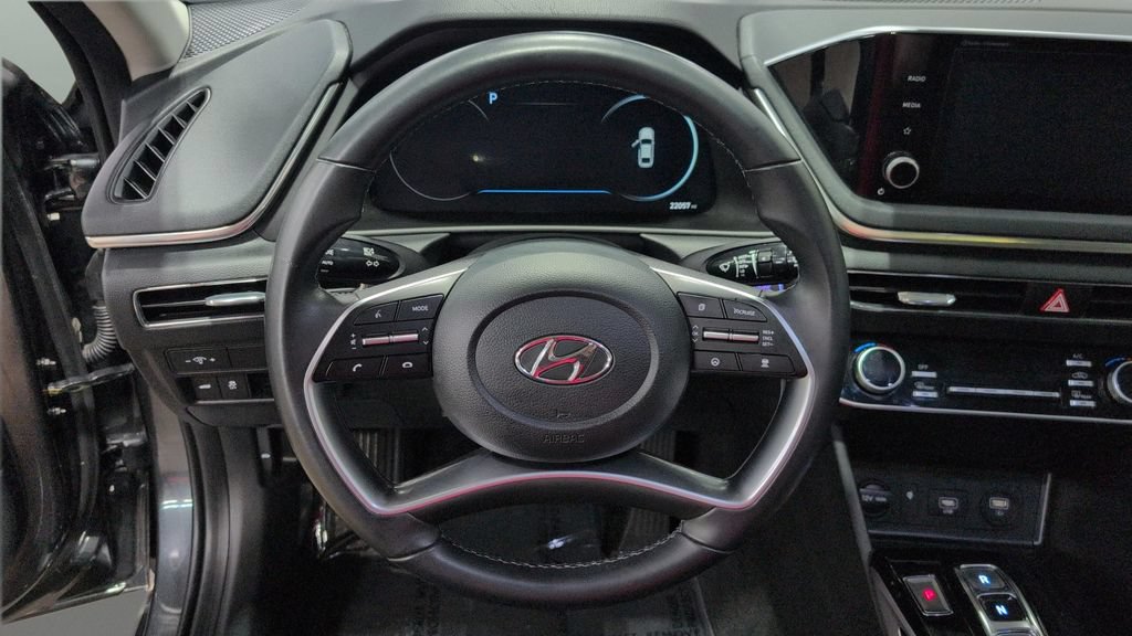 Used 2022 Hyundai Sonata SEL w/ Convenience Package FWD image 9