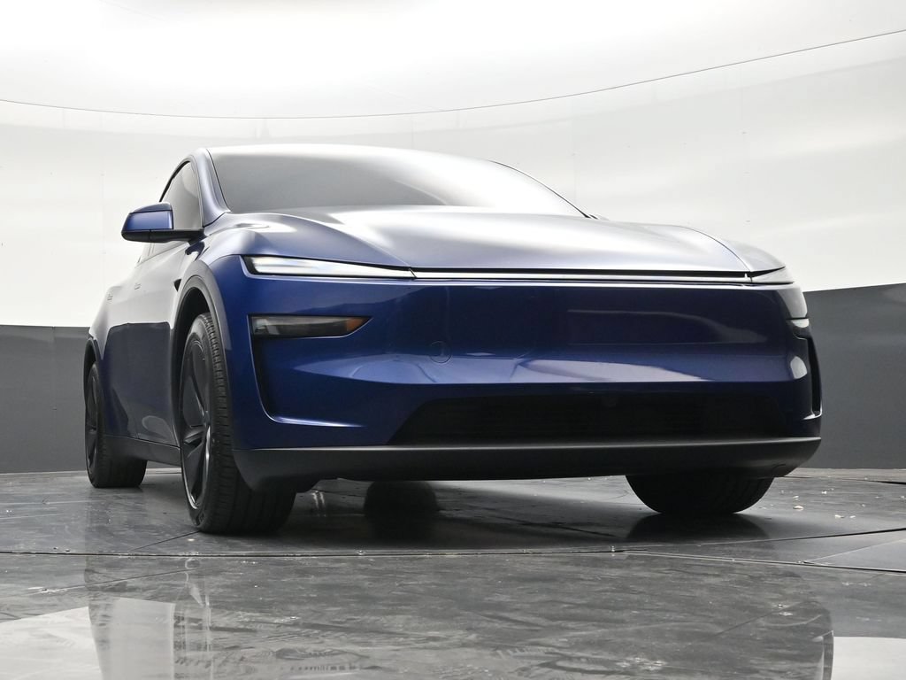 Used 2026 Tesla Model Y AWD image 26