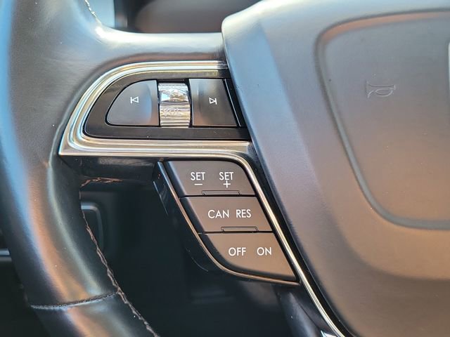 Certified 2023 Lincoln Nautilus Reserve w/ Monochromatic Package image 17
