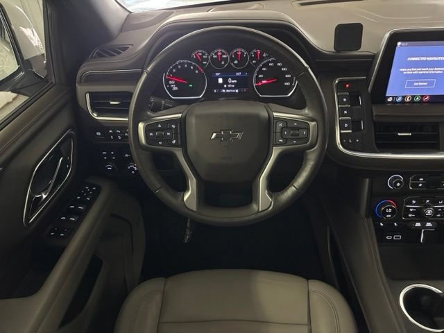 Used 2021 Chevrolet Tahoe Z71 w/ Luxury Package AWD/4WD image 17