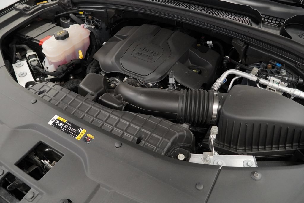 Used 2024 Jeep Grand Cherokee L Summit AWD/4WD image 49