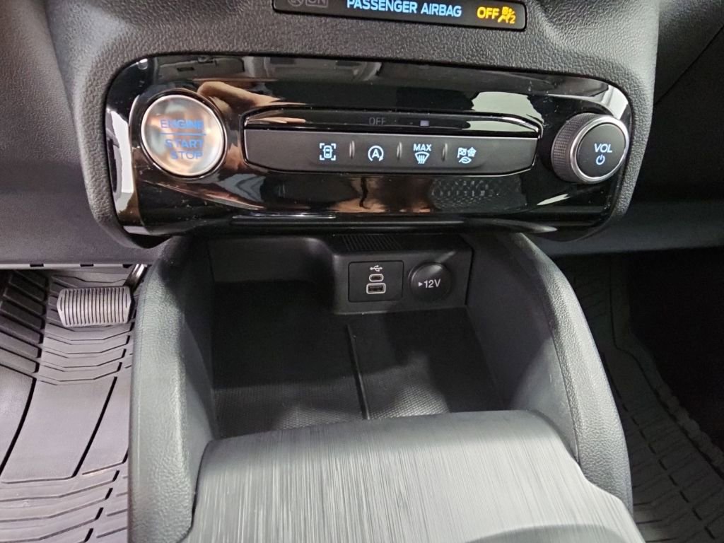 Used 2025 Ford Escape Active w/ Tech Pack #1 FWD image 19