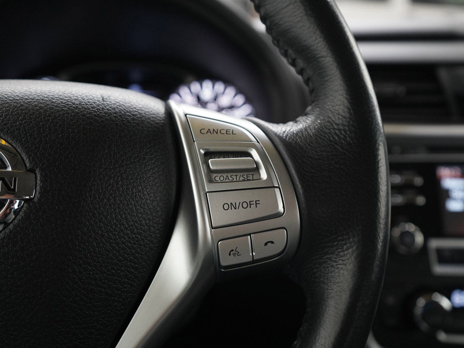 Used 2016 Nissan Altima 2.5 SV image 25