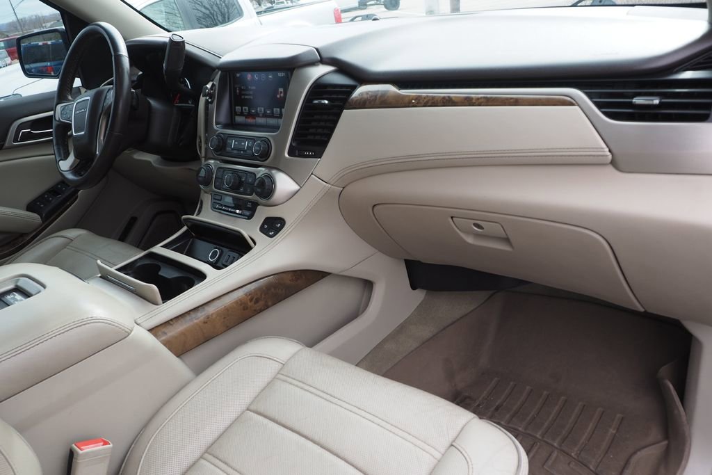 Used 2016 GMC Yukon Denali image 22