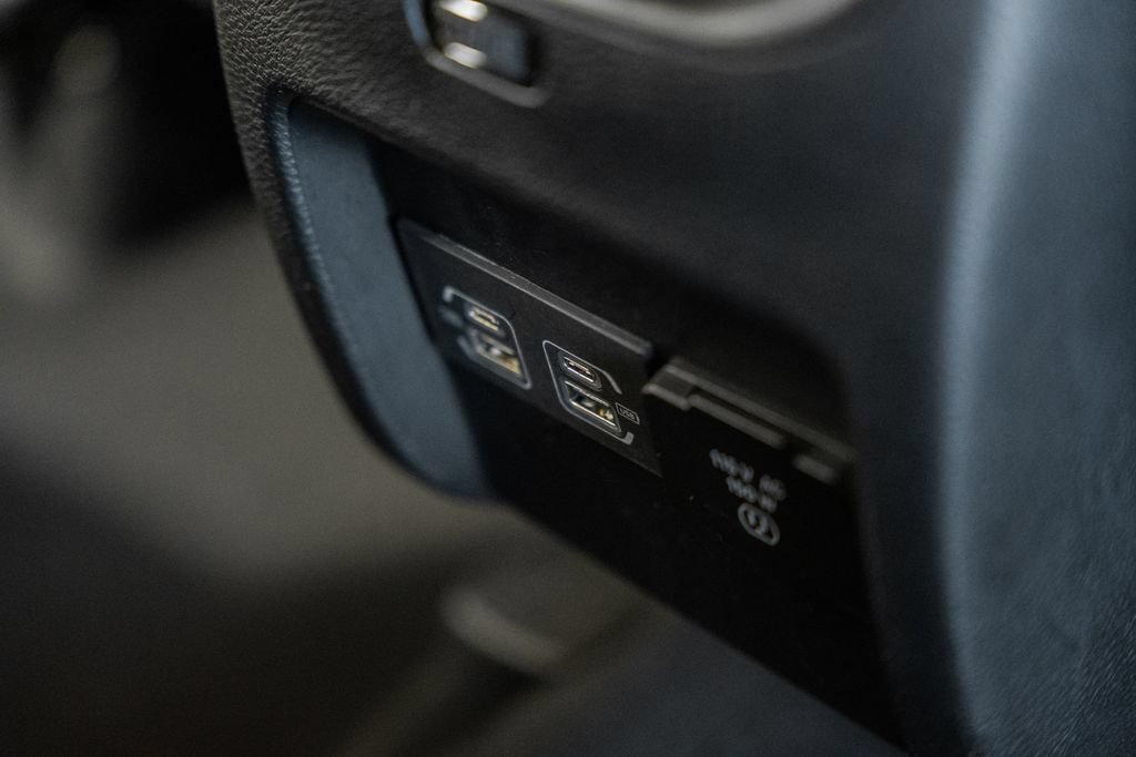 Certified 2023 Jeep Cherokee Altitude Lux AWD/4WD image 33