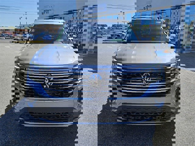 New 2026 Volkswagen Atlas SE image 2