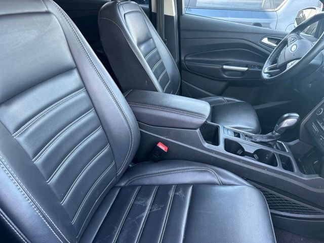 Used 2019 Ford Escape SEL AWD/4WD image 2