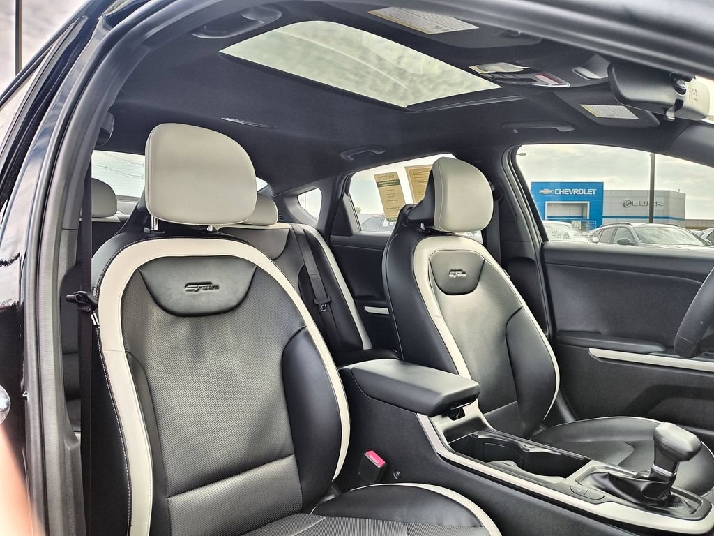 Used 2025 Kia K4 GT-Line w/ GT-Line Premium Package FWD image 25