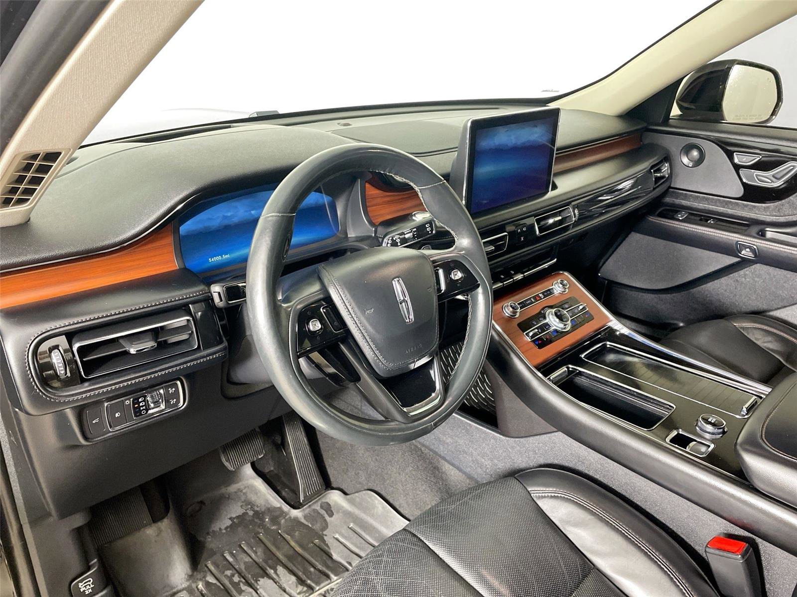 Used 2021 Lincoln Aviator Reserve w/ Equipment Group 201A image 9