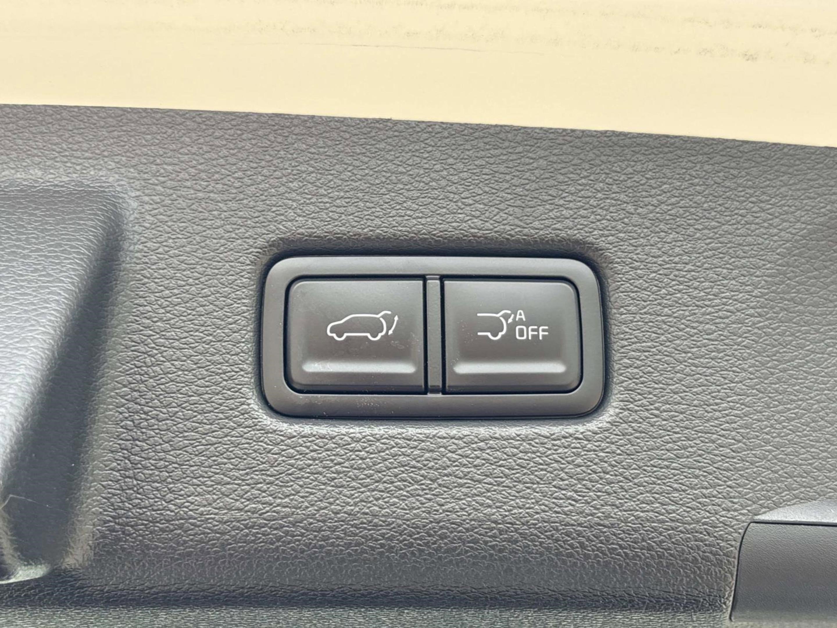 Used 2025 Kia Telluride SX Prestige X-Line image 13