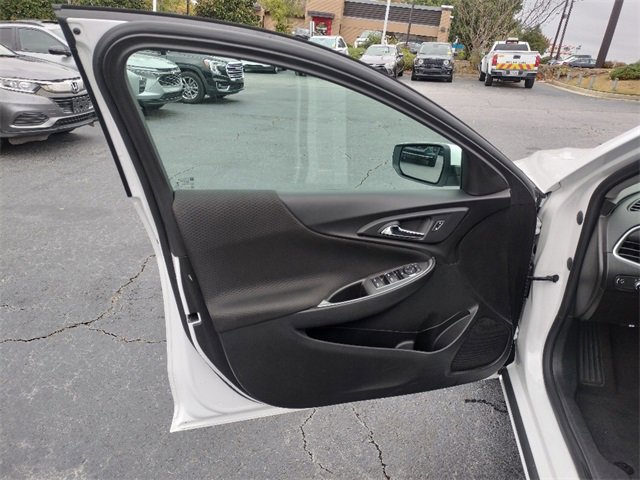 Used 2024 Chevrolet Malibu LT image 34