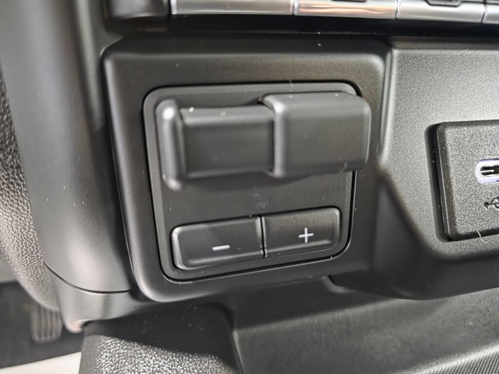 Used 2019 Chevrolet Silverado 1500 RST AWD/4WD image 18