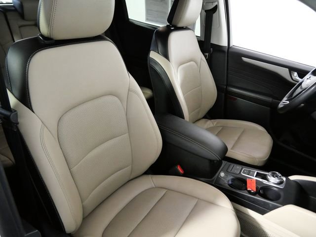 Certified 2022 Ford Escape SEL image 11