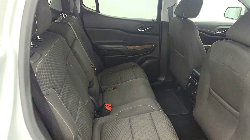 Used 2019 GMC Acadia SLE w/ LPO, Floor Liner Package image 23