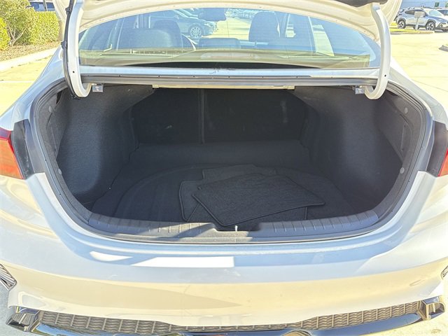 Used 2024 Kia Forte GT-Line image 12