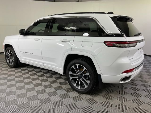 Used 2025 Jeep Grand Cherokee Overland w/ Adv Protech Group III image 4