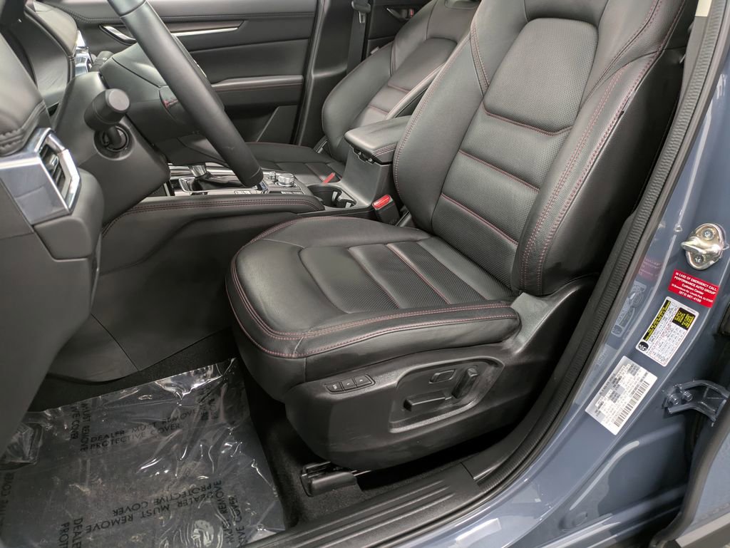 Certified 2025 MAZDA CX-5 Carbon Edition AWD/4WD image 11