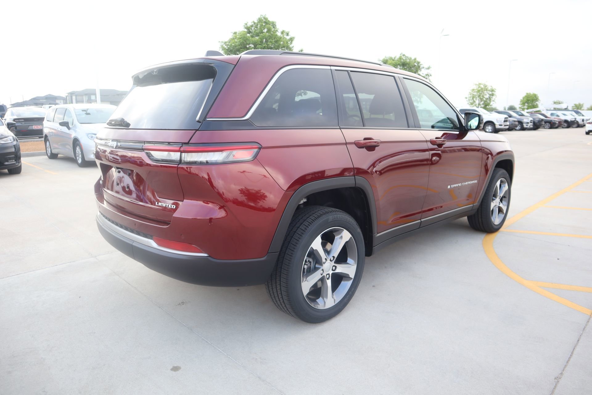New 2026 Jeep Grand Cherokee Limited AWD/4WD image 22