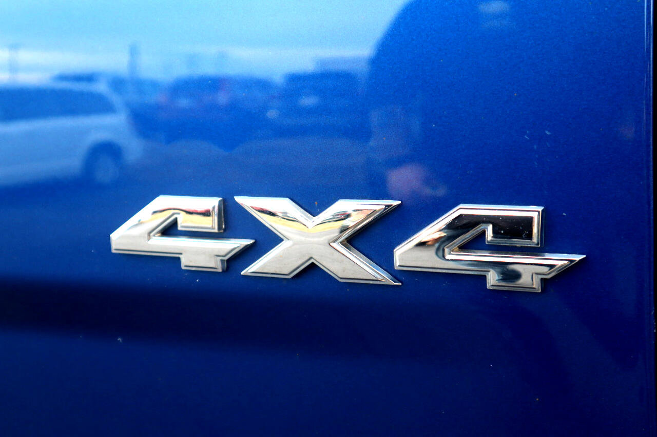 Used 2019 RAM 1500 Classic SLT image 24