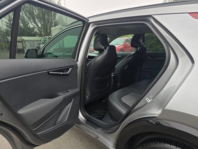 Certified 2024 Kia Niro Wind w/ Wind Preserve Package FWD image 17
