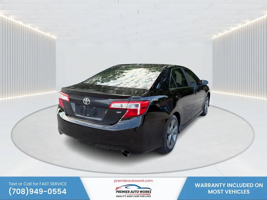 Used 2012 Toyota Camry SE FWD image 4